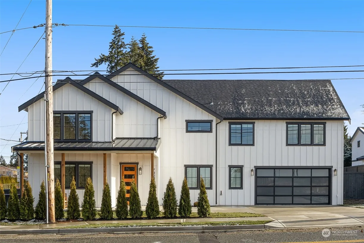 Seattle Area Real Estate | View 7926 122nd Avenue | 5 Beds, 4 Baths