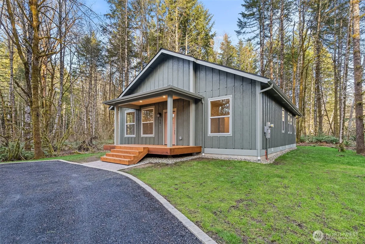 Seattle Area Real Estate | View 50 SE Crystal Creek Court | 3 Beds, 2 Baths