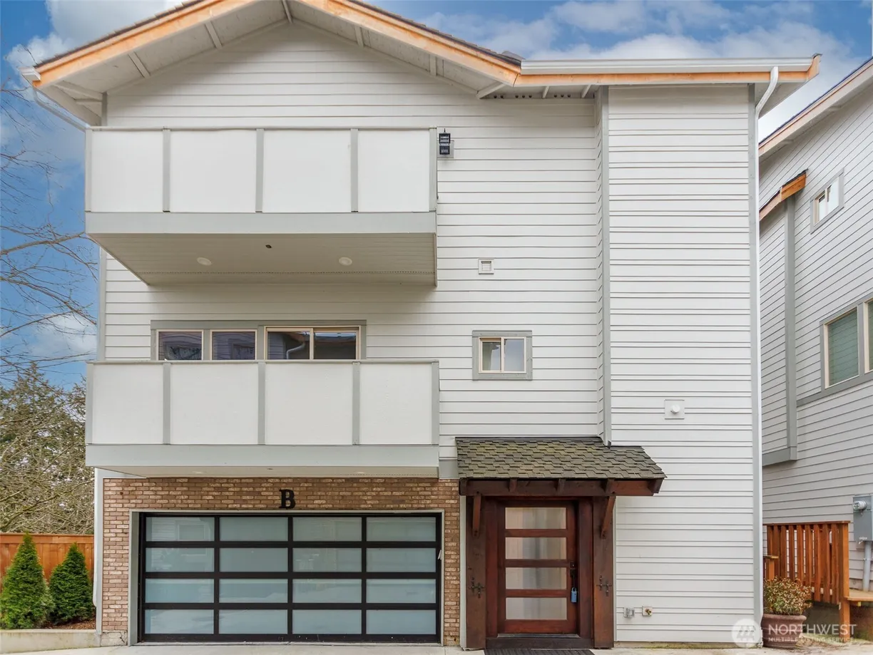 Seattle Area Real Estate | View 13716 30th Avenue, B | Listing