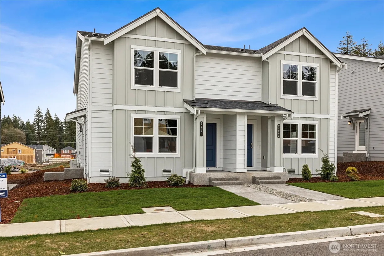 Seattle Area Real Estate | View 2126 Trailside Drive, 56 | Listing