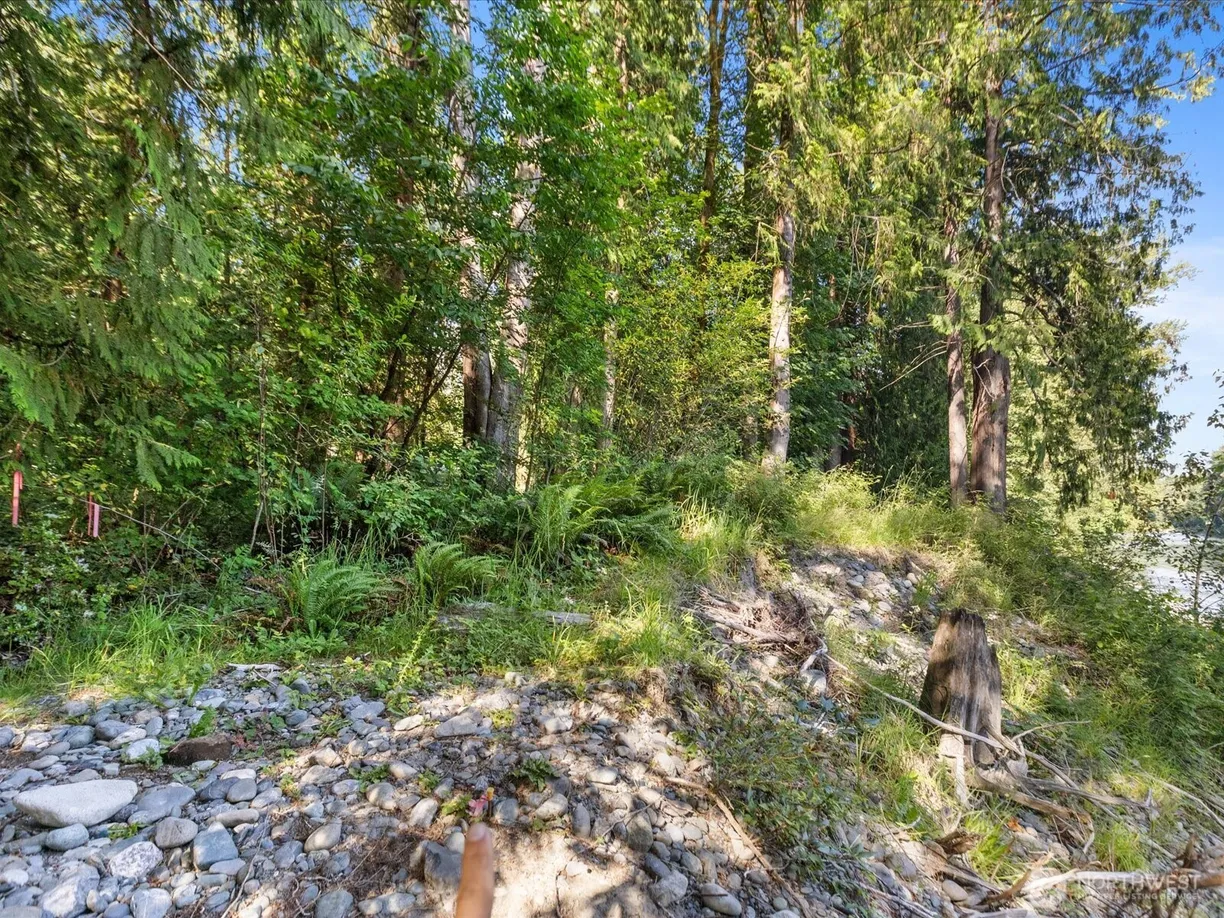 Seattle Area Real Estate | View 16918 117th Place | Listing