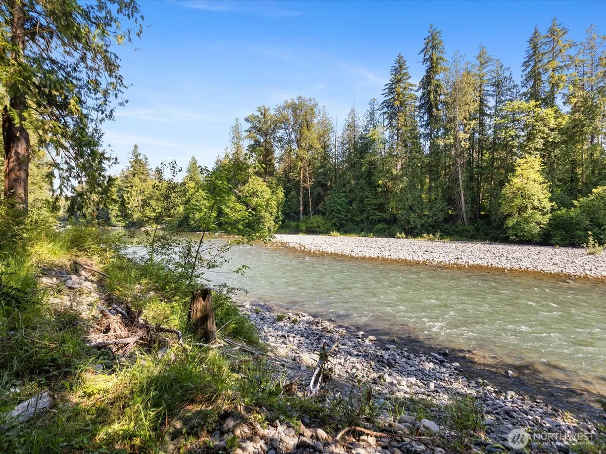 Seattle Area Real Estate | View 16918 117th Place