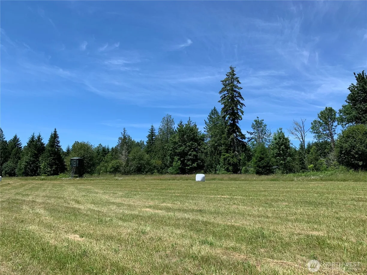 Seattle Area Real Estate | View 723 Lapham Road | Listing