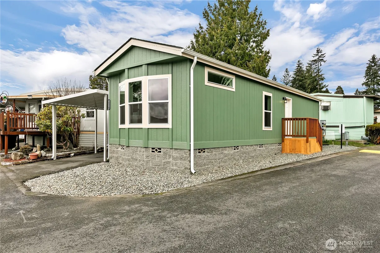 Seattle Area Real Estate | View 18320 35th Place, 384 | Listing