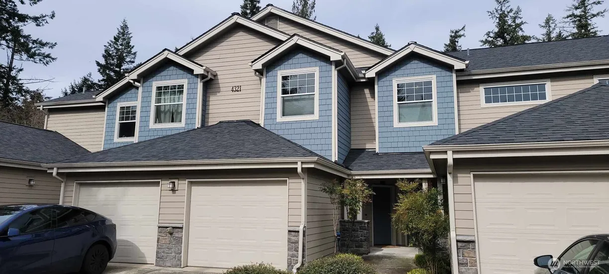 Seattle Area Real Estate | View 4321 Issaquah-Pine Lake Road, 408 | 2 Beds, 2 Baths