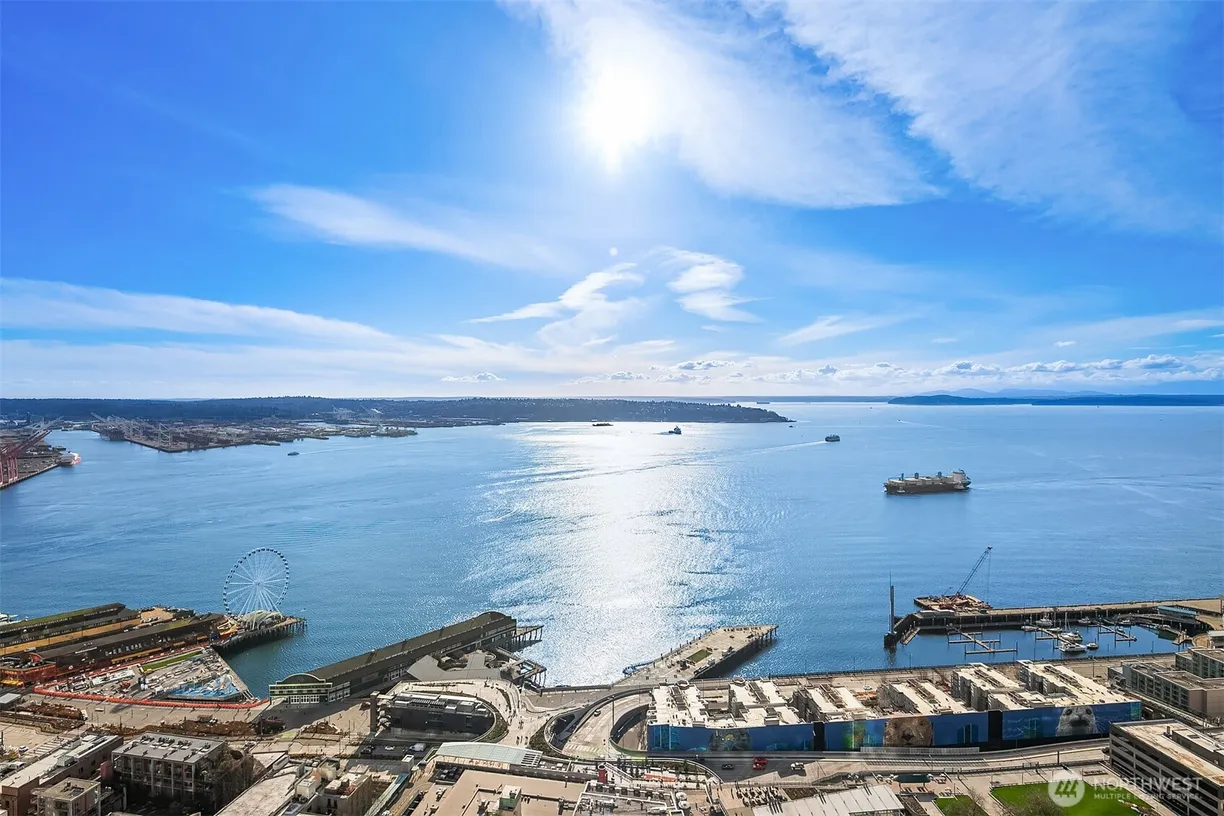 Seattle Area Real Estate | View 121 Stewart Street, 1304 | 2 Beds, 1 Bath