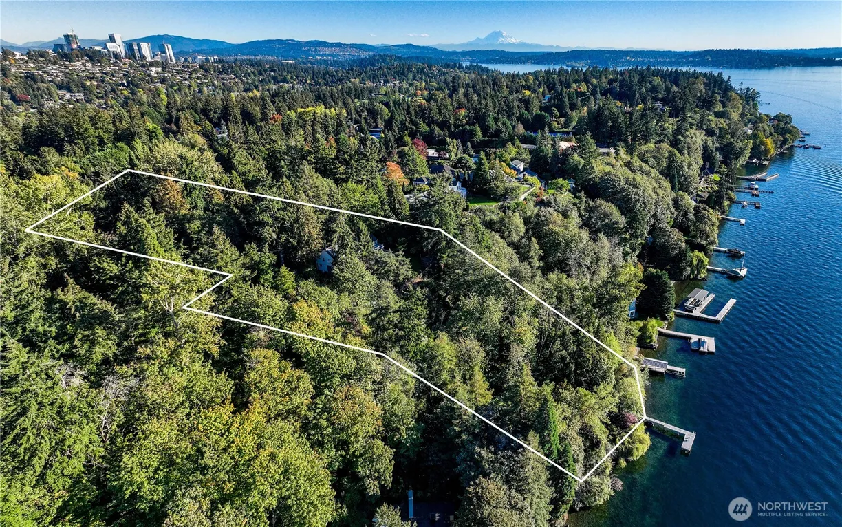 Seattle Area Real Estate | View 2425 Evergreen Point Road | Listing