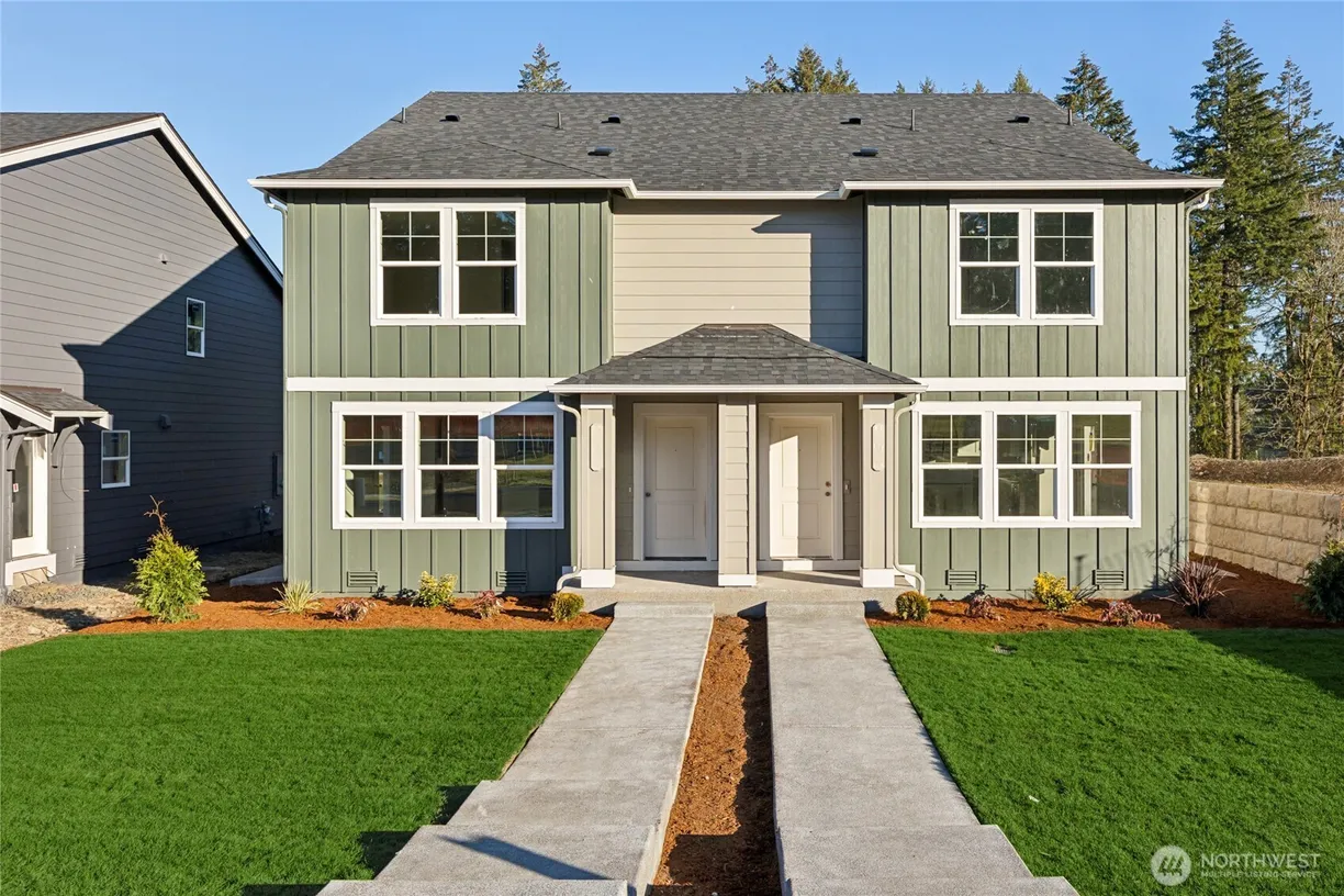Seattle Area Real Estate | View 2138 Trailside Drive, 54 | Listing