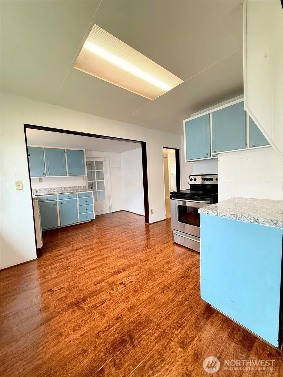 Seattle Area Real Estate | View 1002 B Street | Listing