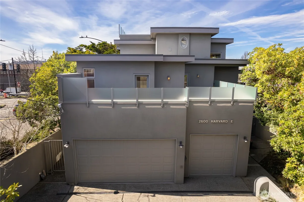 Seattle Area Real Estate | View 2600 Harvard Avenue | 4 Beds, 4 Baths