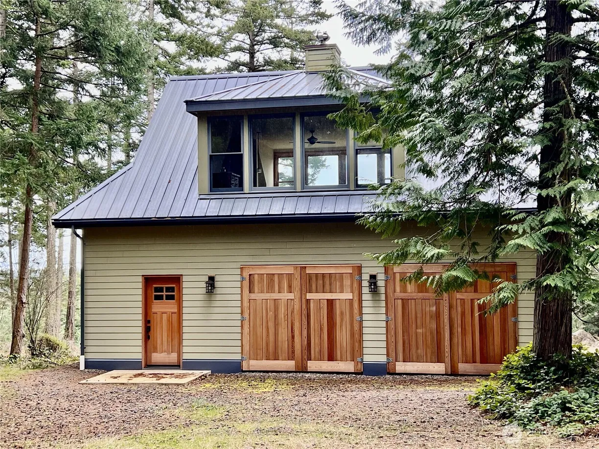 Seattle Area Real Estate | View 186 South Ridge Road | 1 Bed, 1 Bath