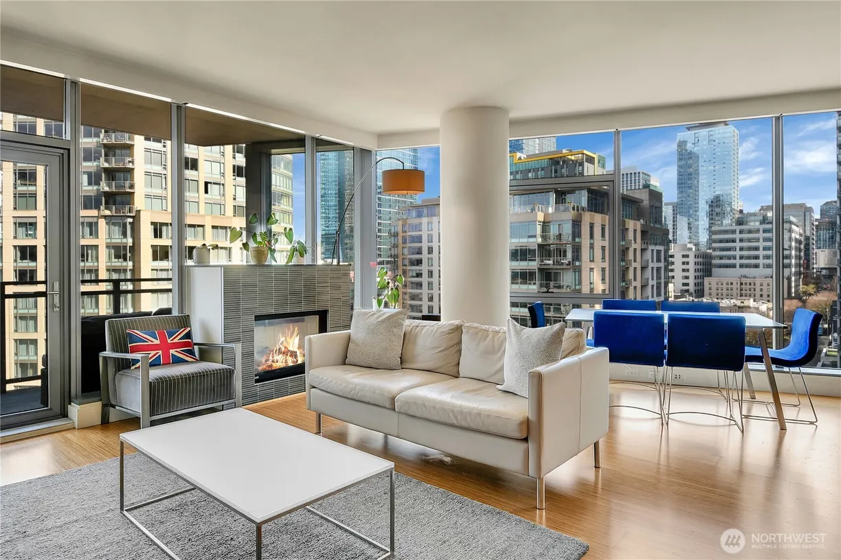 Seattle Area Real Estate | View 820 Blanchard, 1105 | Listing