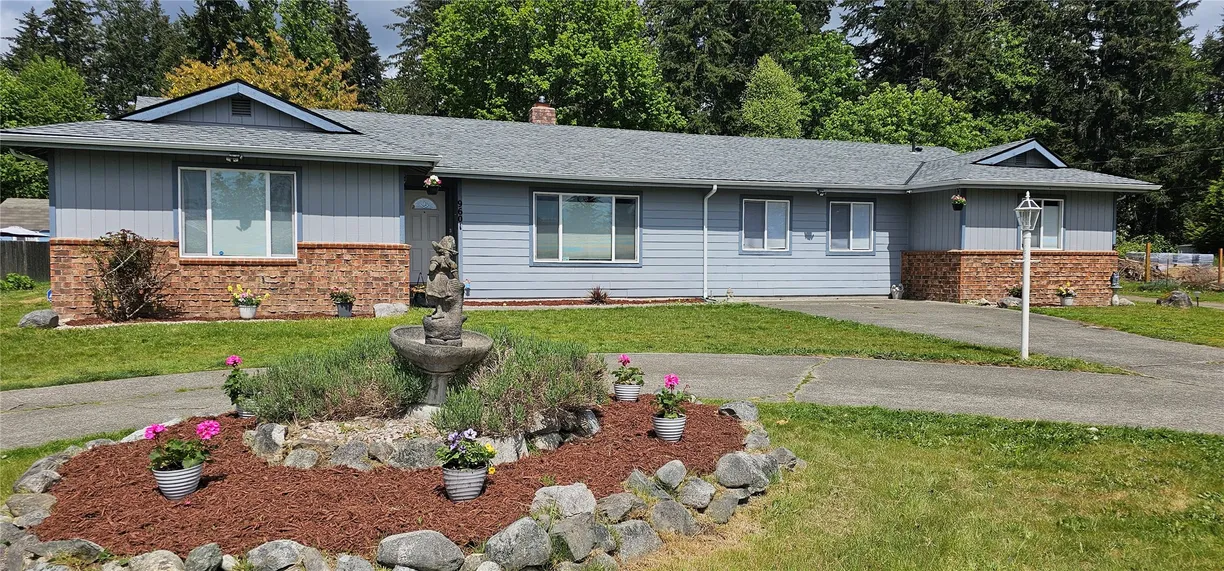 Seattle Area Real Estate | View 9601 128th Avenue | 3 Beds, 3 Baths