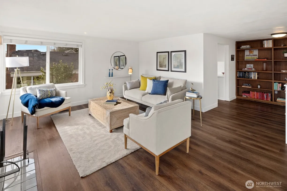 Seattle Area Real Estate | View 8307 27th Avenue | Listing