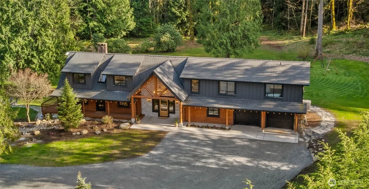 Seattle Area Real Estate | View 6114 192nd St SE | 4 Beds, 4 Baths