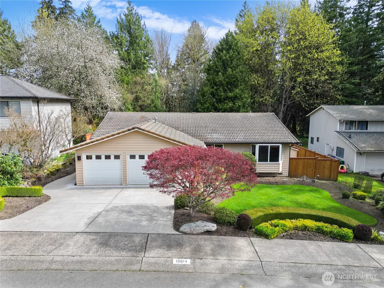 Seattle Area Real Estate | View 10614 184th Avenue | 3 Beds, 2 Baths