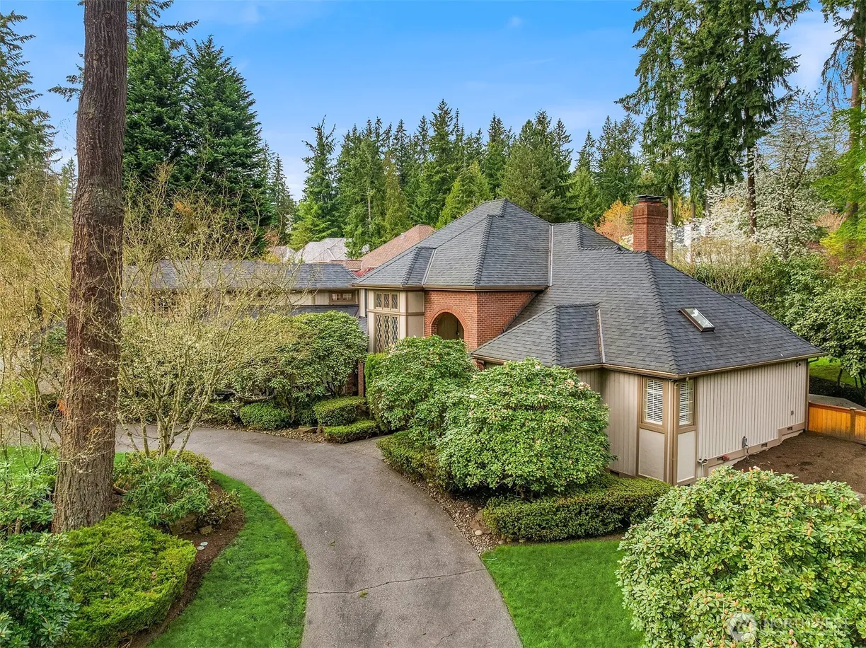 Seattle Area Real Estate | View 13408 157th Avenue | 4 Beds, 4 Baths