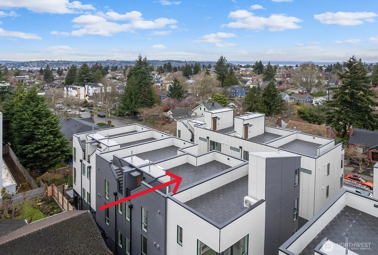 Seattle Area Real Estate | View 8324 16th Avenue, D | Listing
