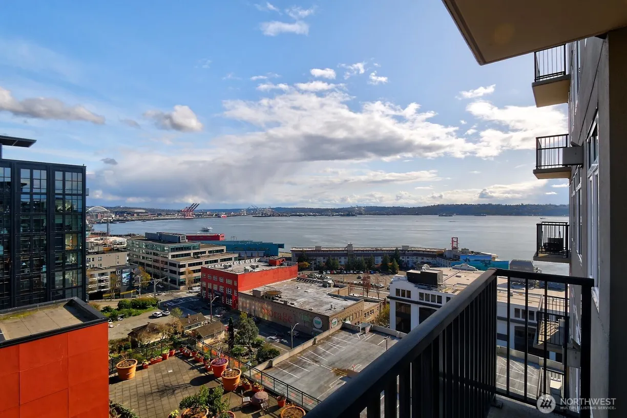 Seattle Area Real Estate | View 2607 Western Avenue, 1003 | Listing