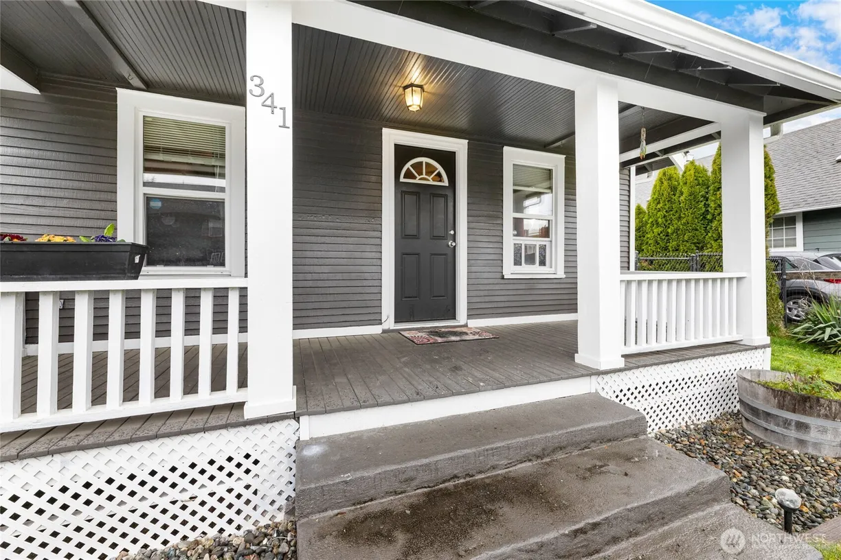 Seattle Area Real Estate | View 341 Pershing Avenue | Listing