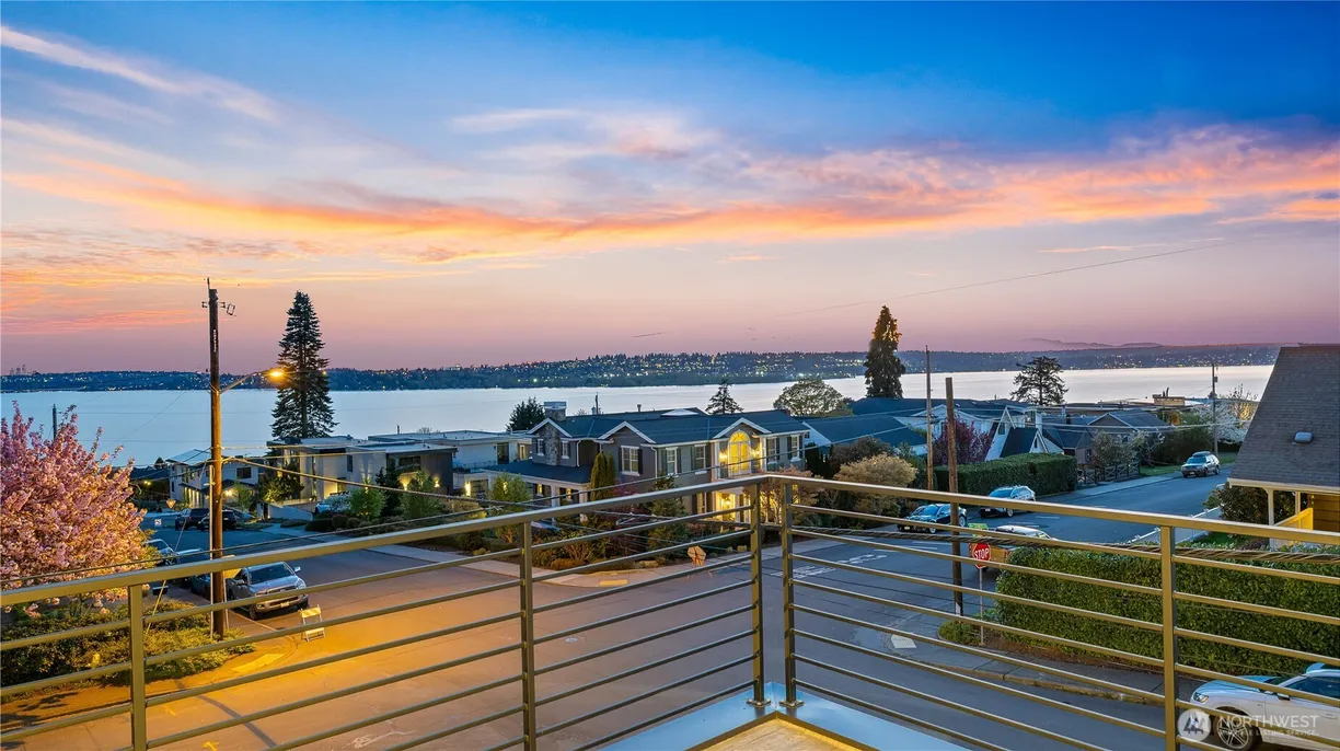 Seattle Area Real Estate | View 1006 4th Street | Listing