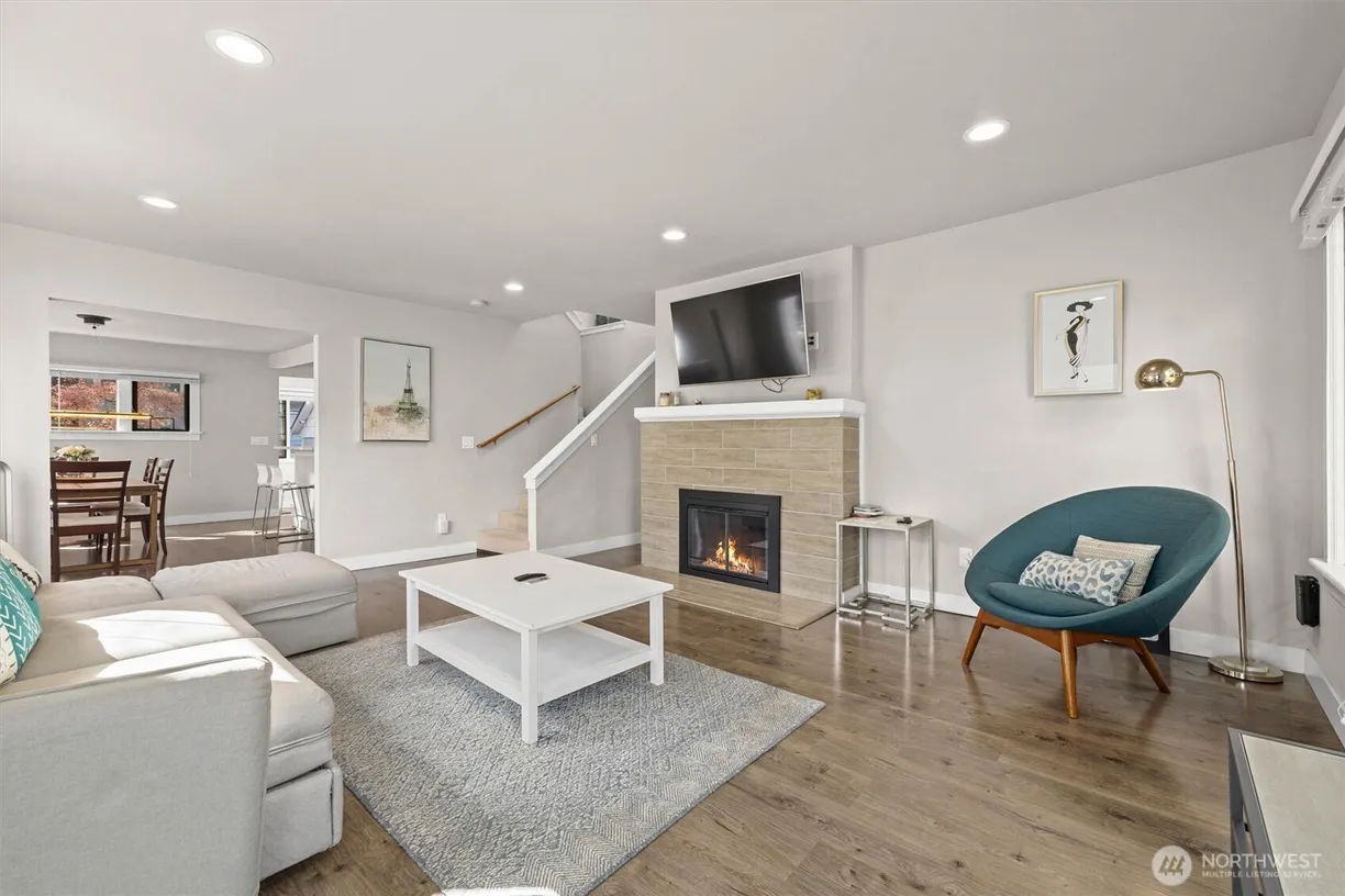 Seattle Area Real Estate | View 1724 E Galer Street | Listing