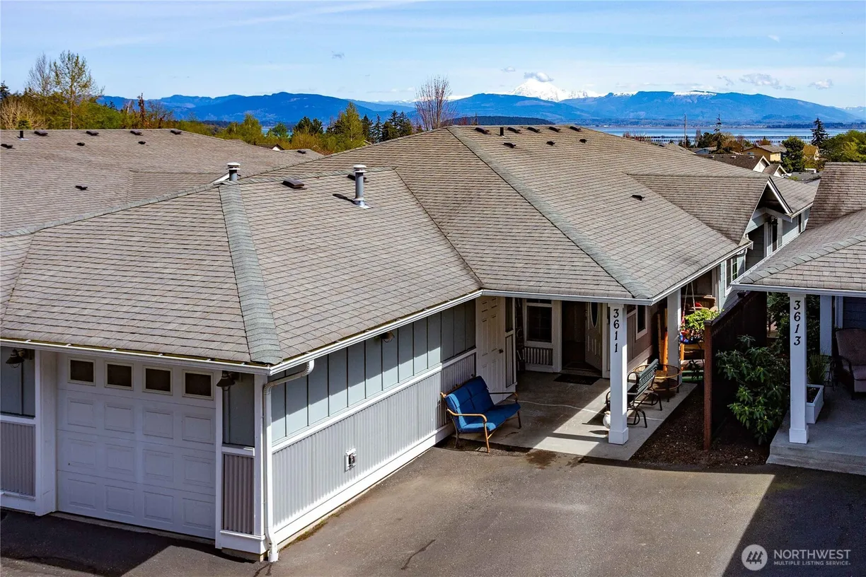 Seattle Area Real Estate | View 3611 Portage Lane, F-2 | Listing