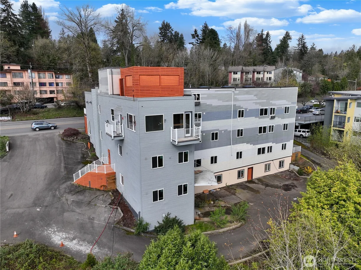 Seattle Area Real Estate | View 10516 Lake City Way