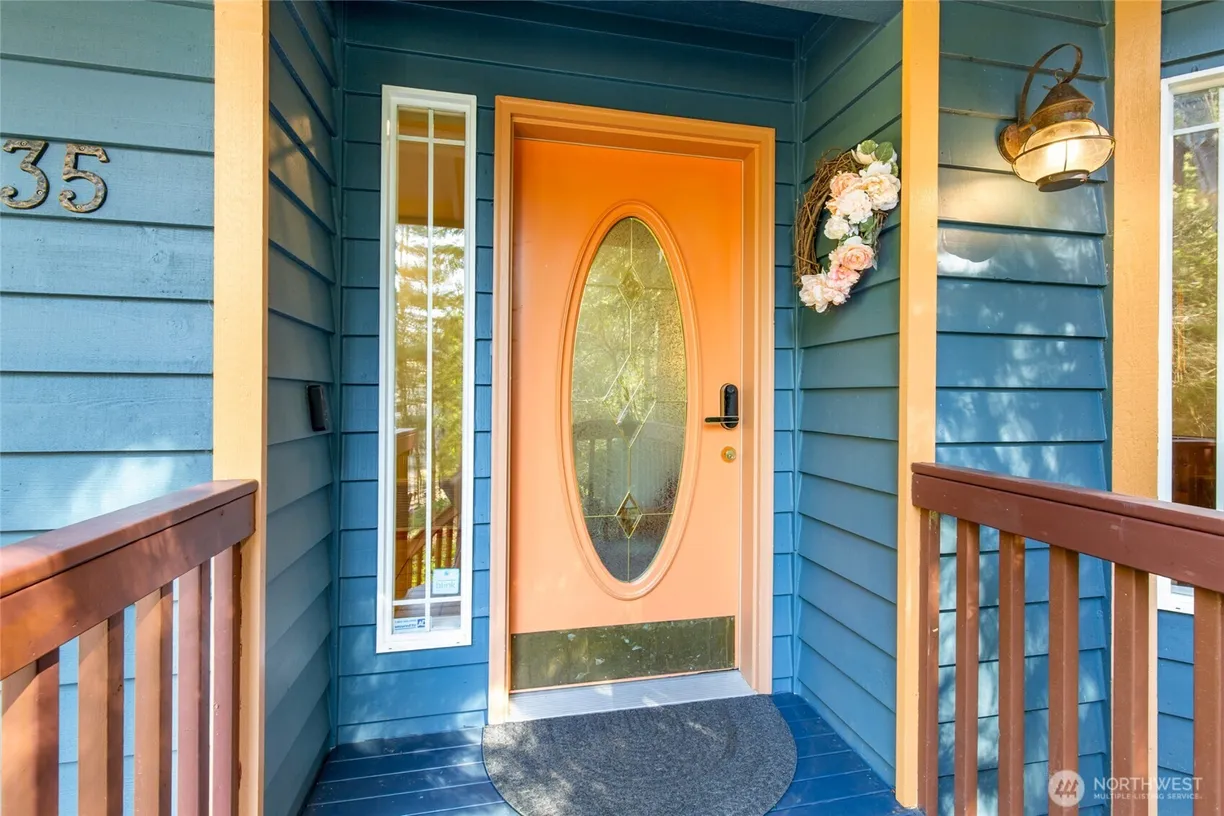 Seattle Area Real Estate | View 4635 Seahurst Avenue | Listing