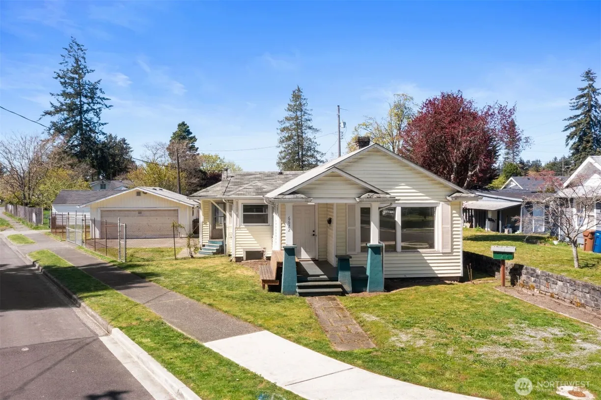 Seattle Area Real Estate | View 6622 S Cheyenne Street | Listing