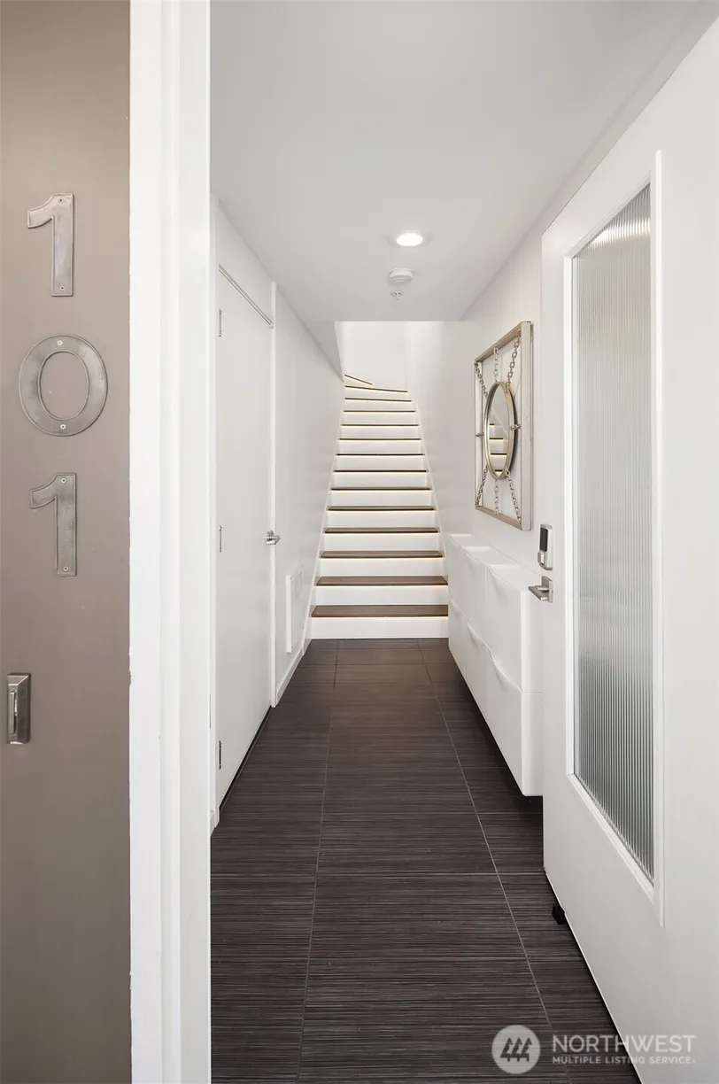 Seattle Area Real Estate | View 15180 NE 81st Way, 101 | Listing