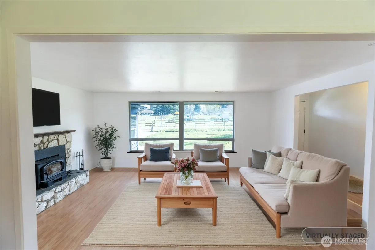 Seattle Area Real Estate | View 10206 48th Avenue | Listing