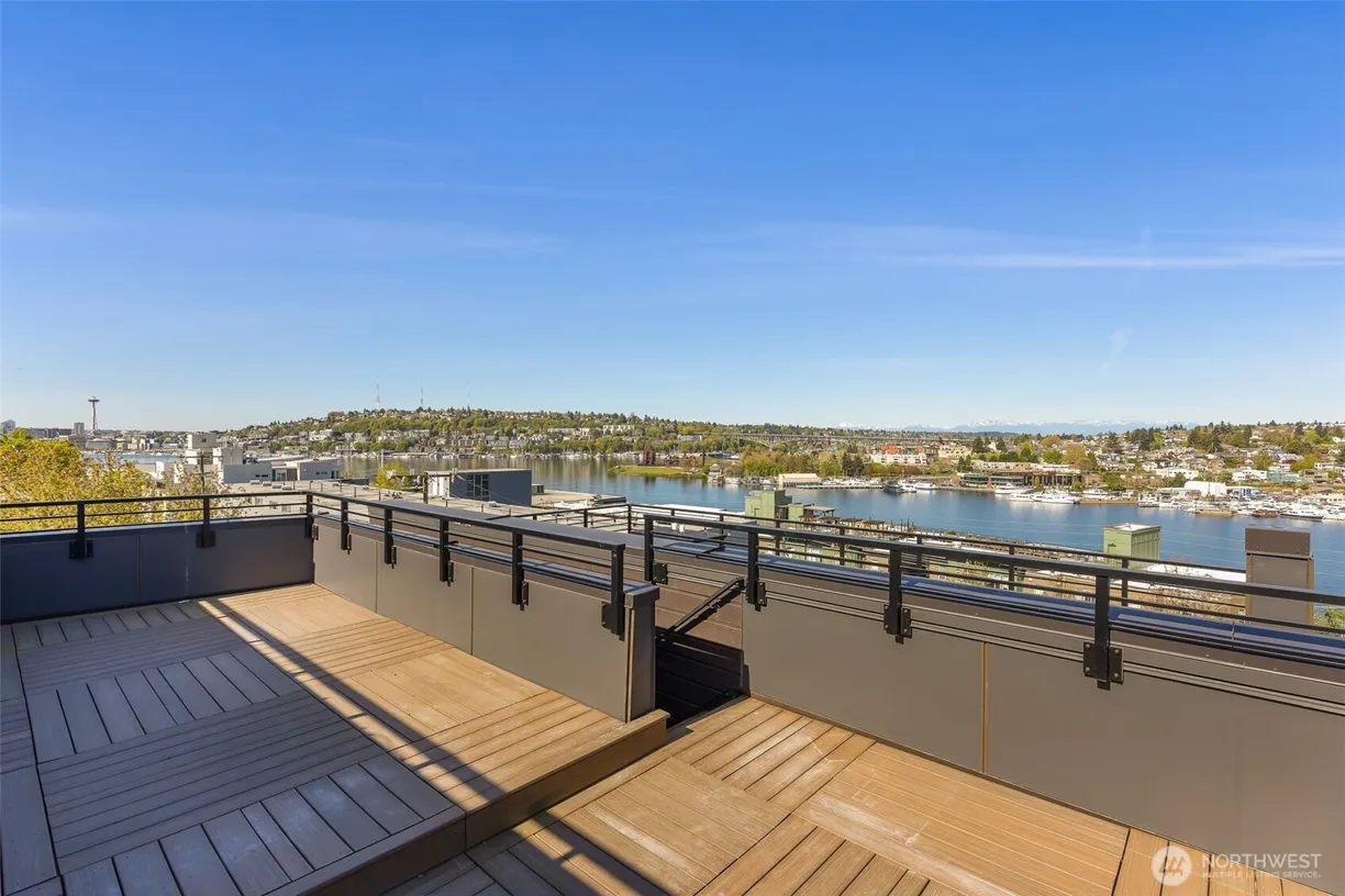 Seattle Area Real Estate | View 225 E Shelby Street | Listing
