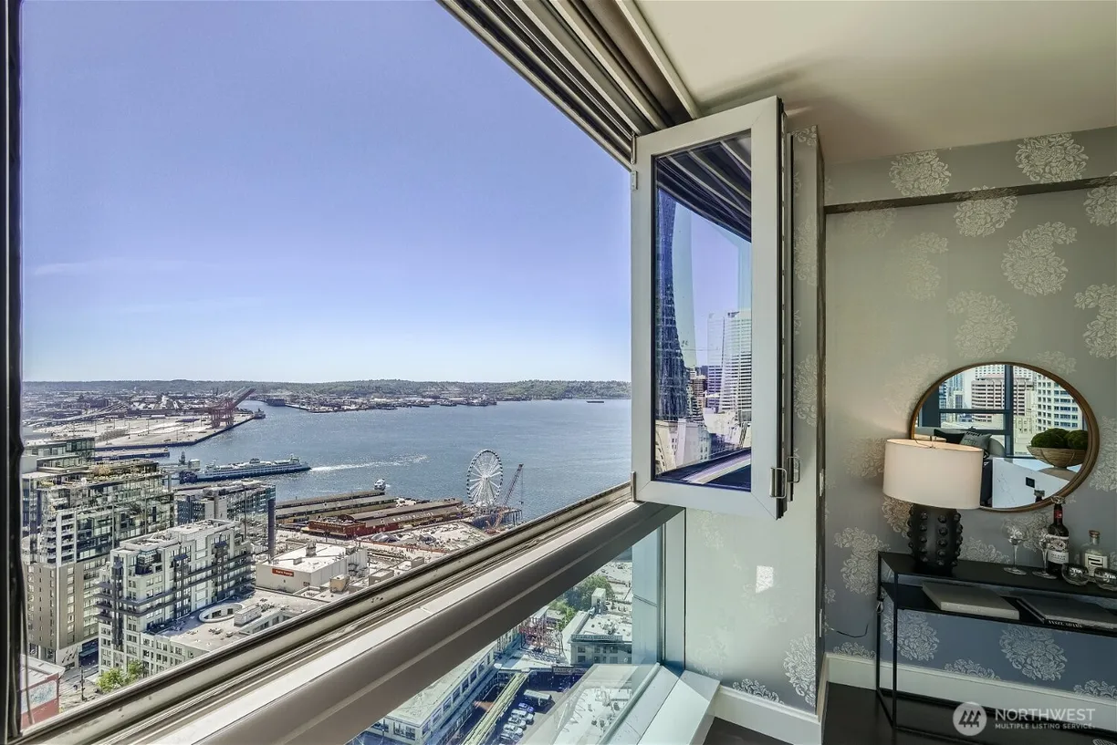Seattle Area Real Estate | View 1521 2nd Avenue, 2502 | 2 Beds, 2 Baths