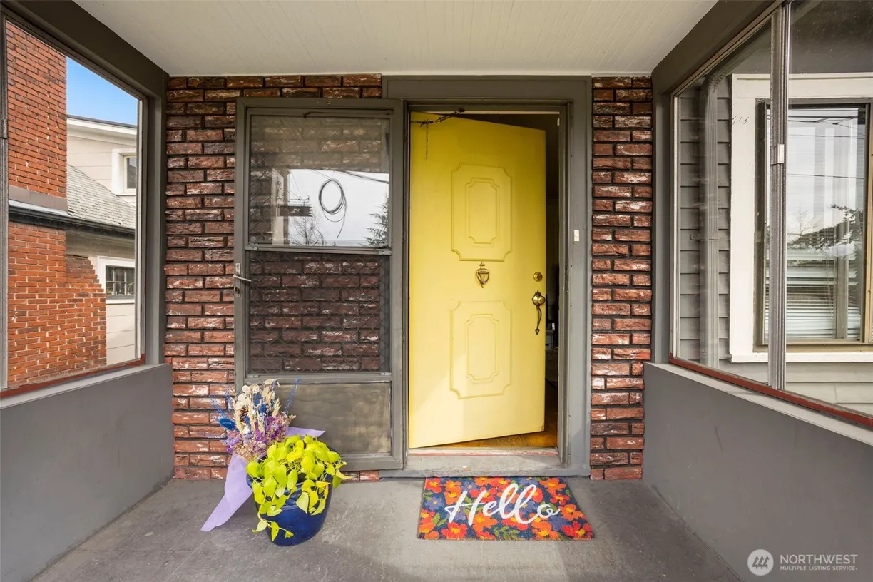 Seattle Area Real Estate | View 5020 7th ave ne | Listing