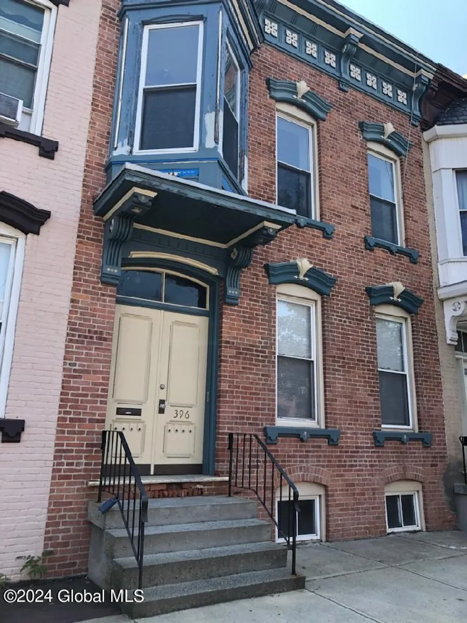 Hudson Valley Real Estate | View 396 1st Street, first floor | 2 Beds, 1 Bath