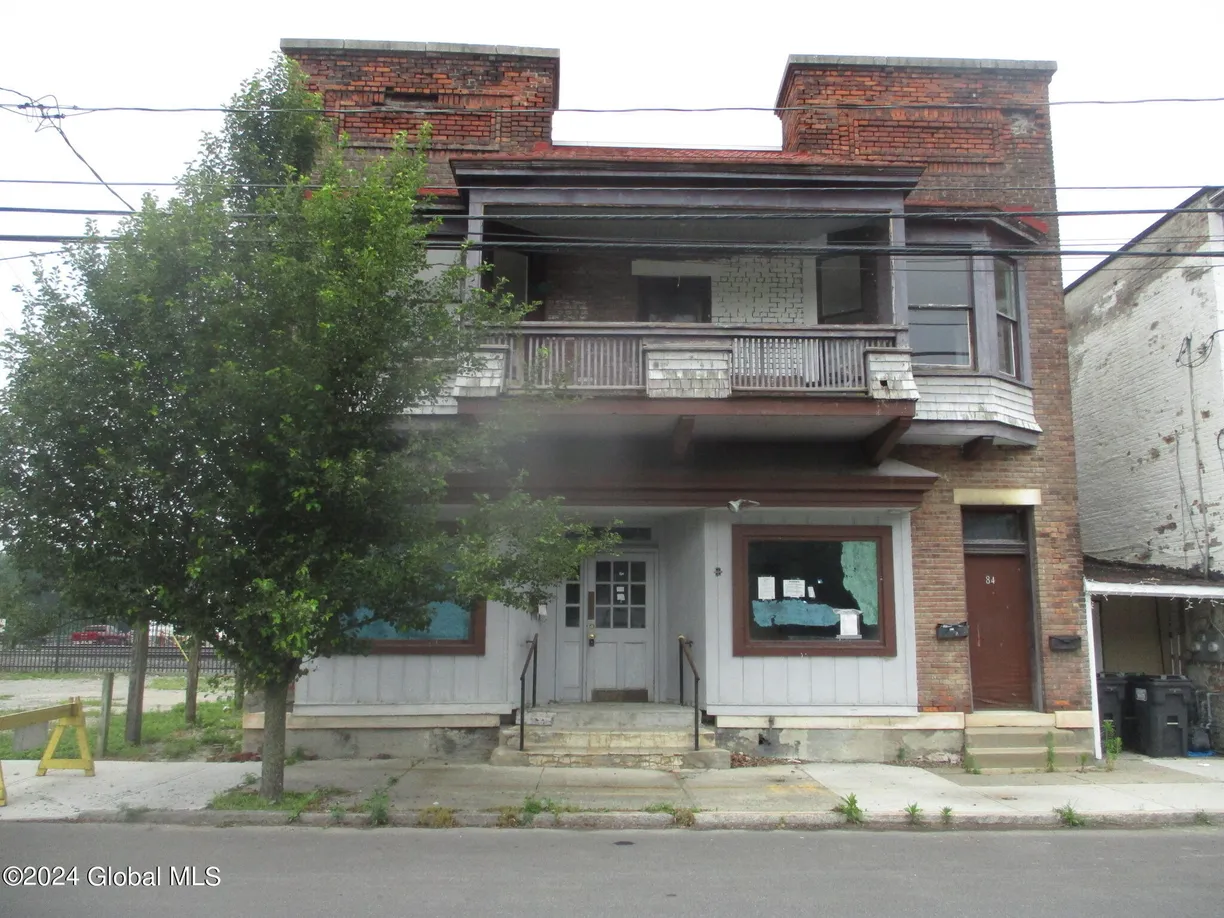 Hudson Valley Real Estate | View 84 South Main Street