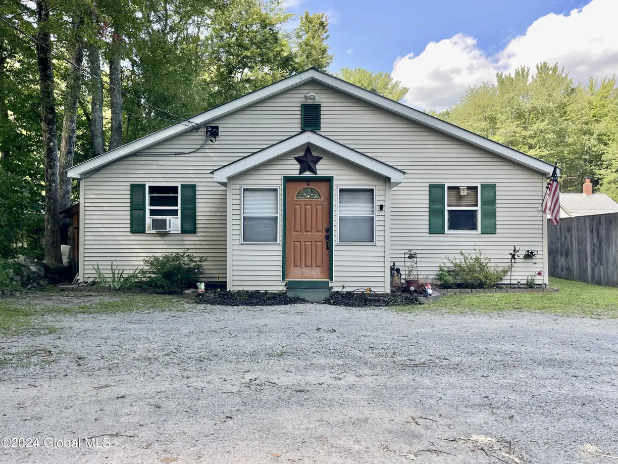 Hudson Valley Real Estate | View 2104 Call Street | 3 Beds, 1 Bath