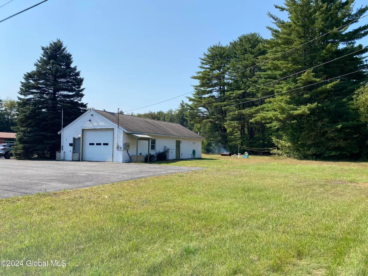 Hudson Valley Real Estate | View 7177 Fish House Road | 2 Beds, 1 Bath