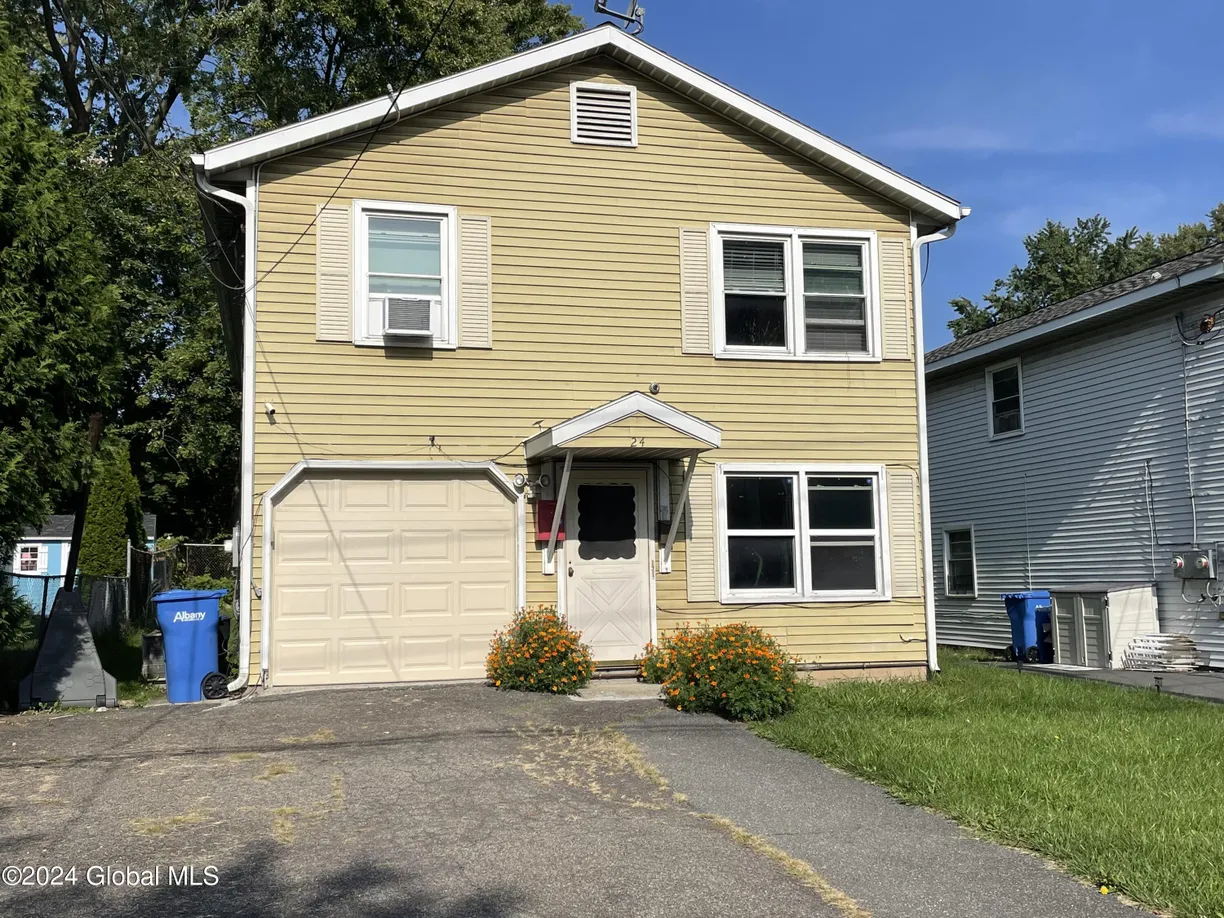 Hudson Valley Real Estate | View 24 Rawson Street, Floor 1 | 1 Bed, 1 Bath