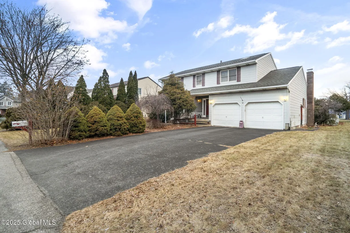 Hudson Valley Real Estate | View 30 Huntleigh Drive | 4 Beds, 2 Baths