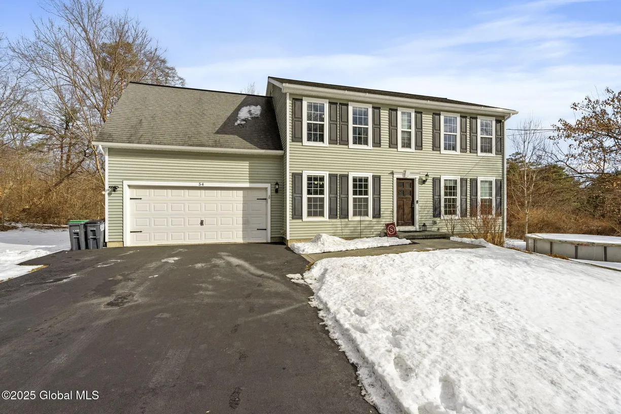 Hudson Valley Real Estate | View 54 New Road | 4 Beds, 2 Baths