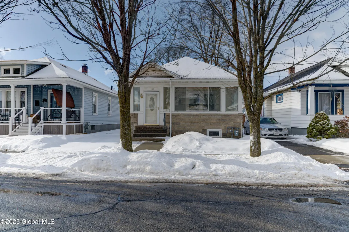 Hudson Valley Real Estate | View 1538 Rutgers Street | 2 Beds, 1 Bath