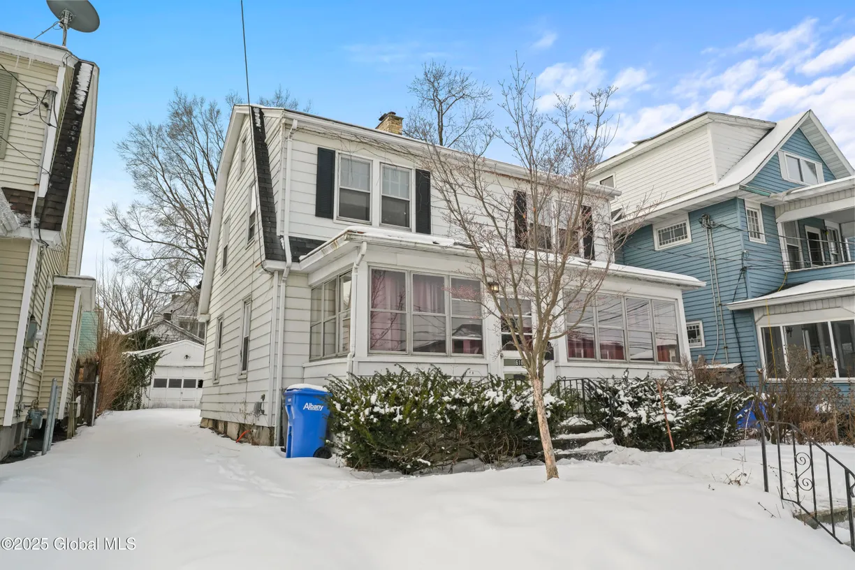 Hudson Valley Real Estate | View 610 Mercer Street | 3 Beds, 1 Bath