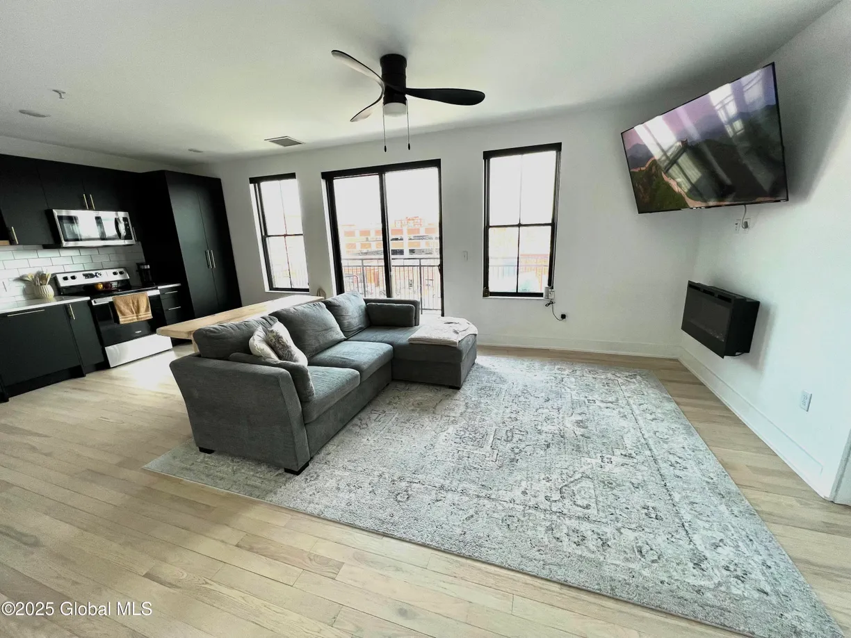 Hudson Valley Real Estate | View 385 Broadway | Listing