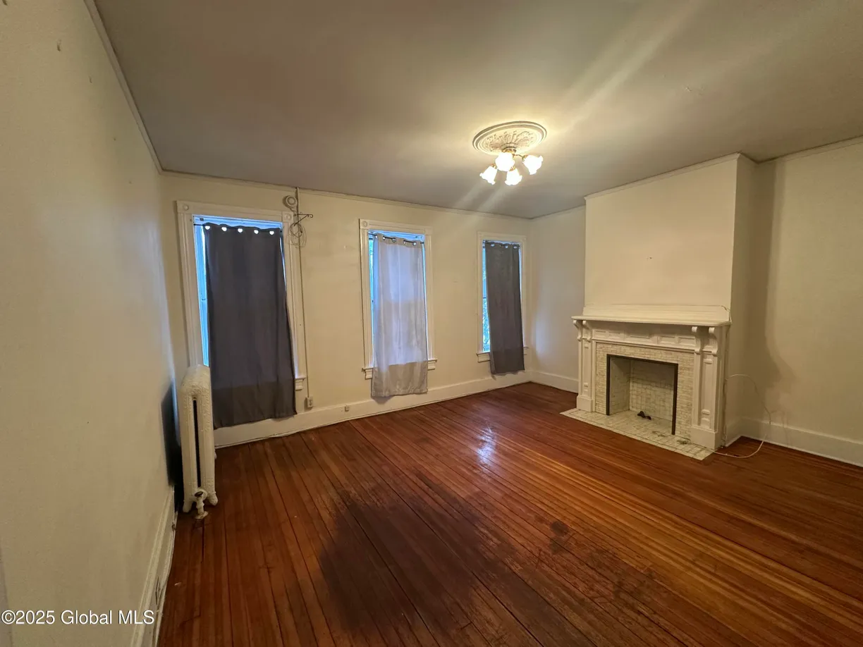 Hudson Valley Real Estate | View 39 S Lake Avenue, Unit #4 | Listing