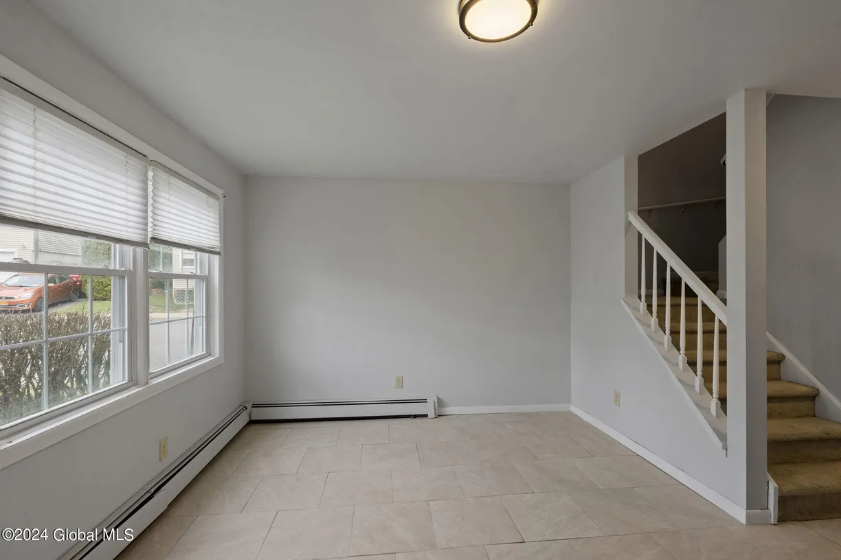 Hudson Valley Real Estate | View 25 Warsaw Avenue, APT 15 | Listing