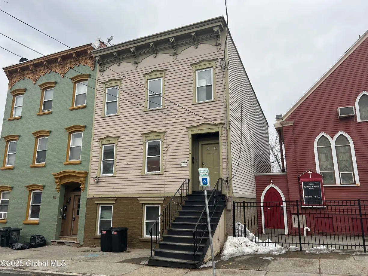 Hudson Valley Real Estate | View 56 Alexander Street, 2 | 2 Beds, 1 Bath