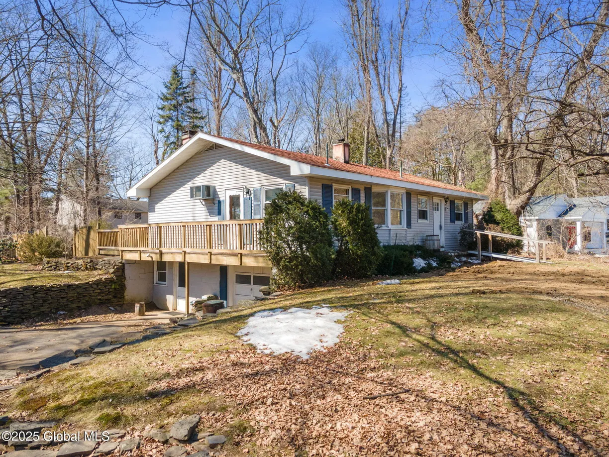 Hudson Valley Real Estate | View 776 Plank Road | 2 Beds, 1 Bath