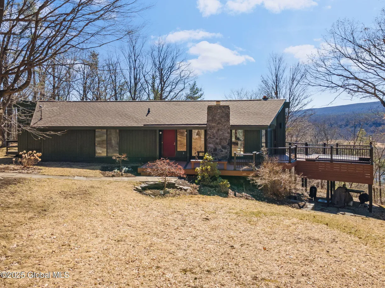 Hudson Valley Real Estate | View 29 High Meadow Lane | 4 Beds, 3 Baths